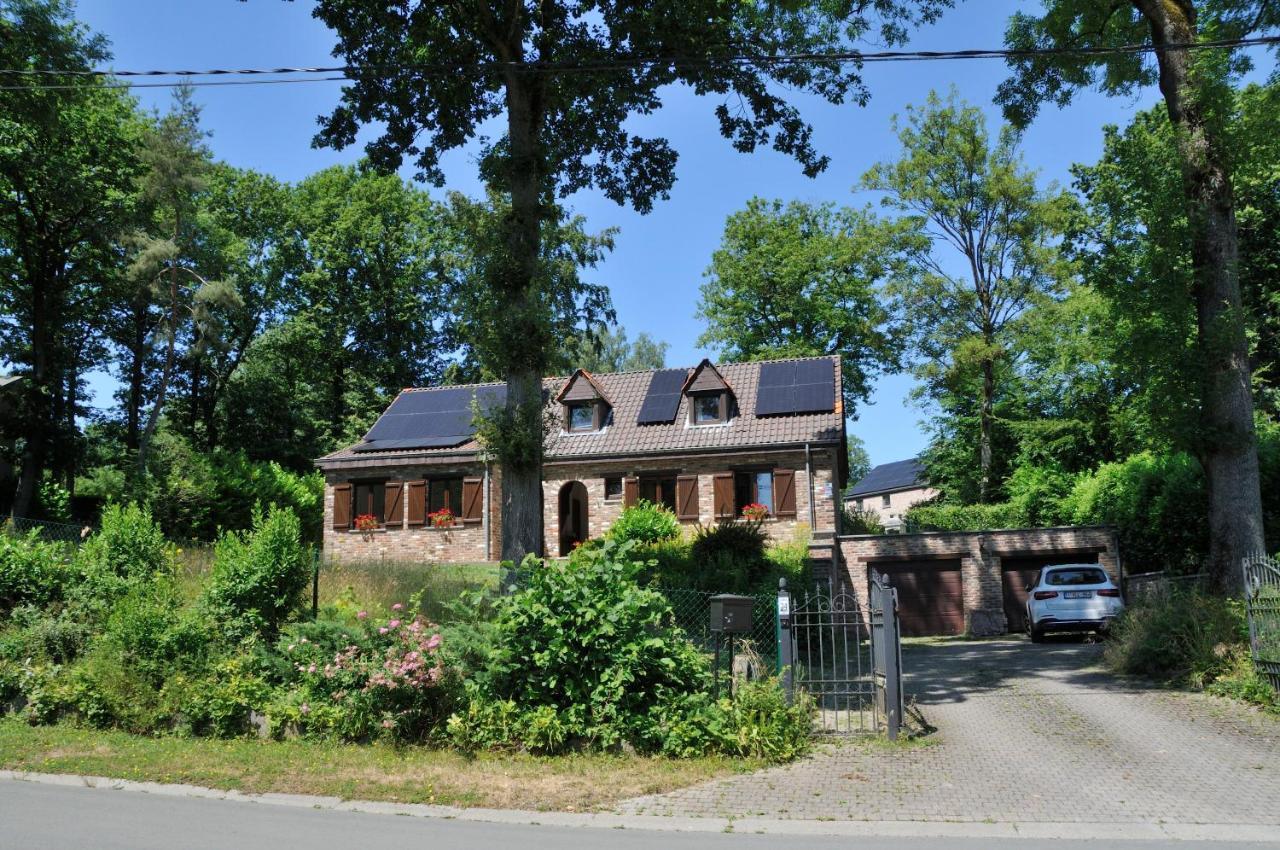 Tres Belle Villa 4 Facades Dans Quartier Vert Et Arbore - 5 Kms De Namur Luaran gambar